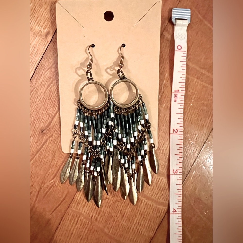 Dangle earrings